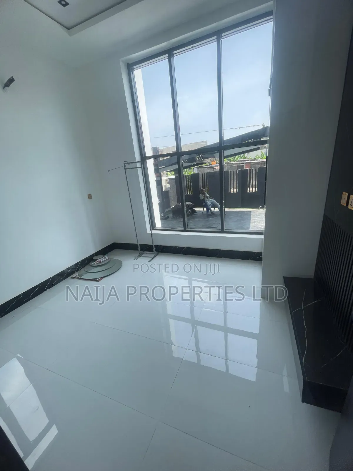 5bdrm Duplex in Sangotedo for sale in Sangotedo