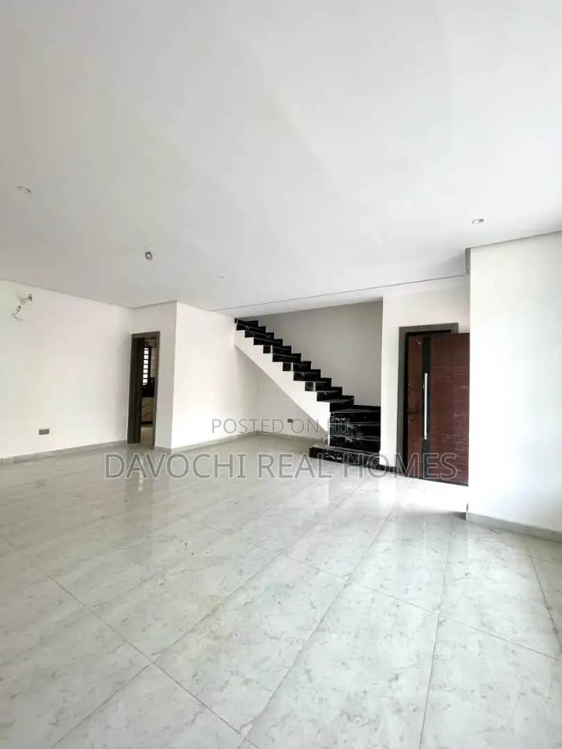 Stunning Luxury 4 Bedroom Terraced Duplex for Sale in Lekki Phase 2