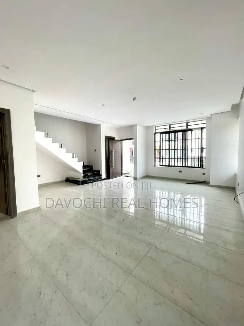 Stunning Luxury 4 Bedroom Terraced Duplex for Sale in Lekki Phase 2