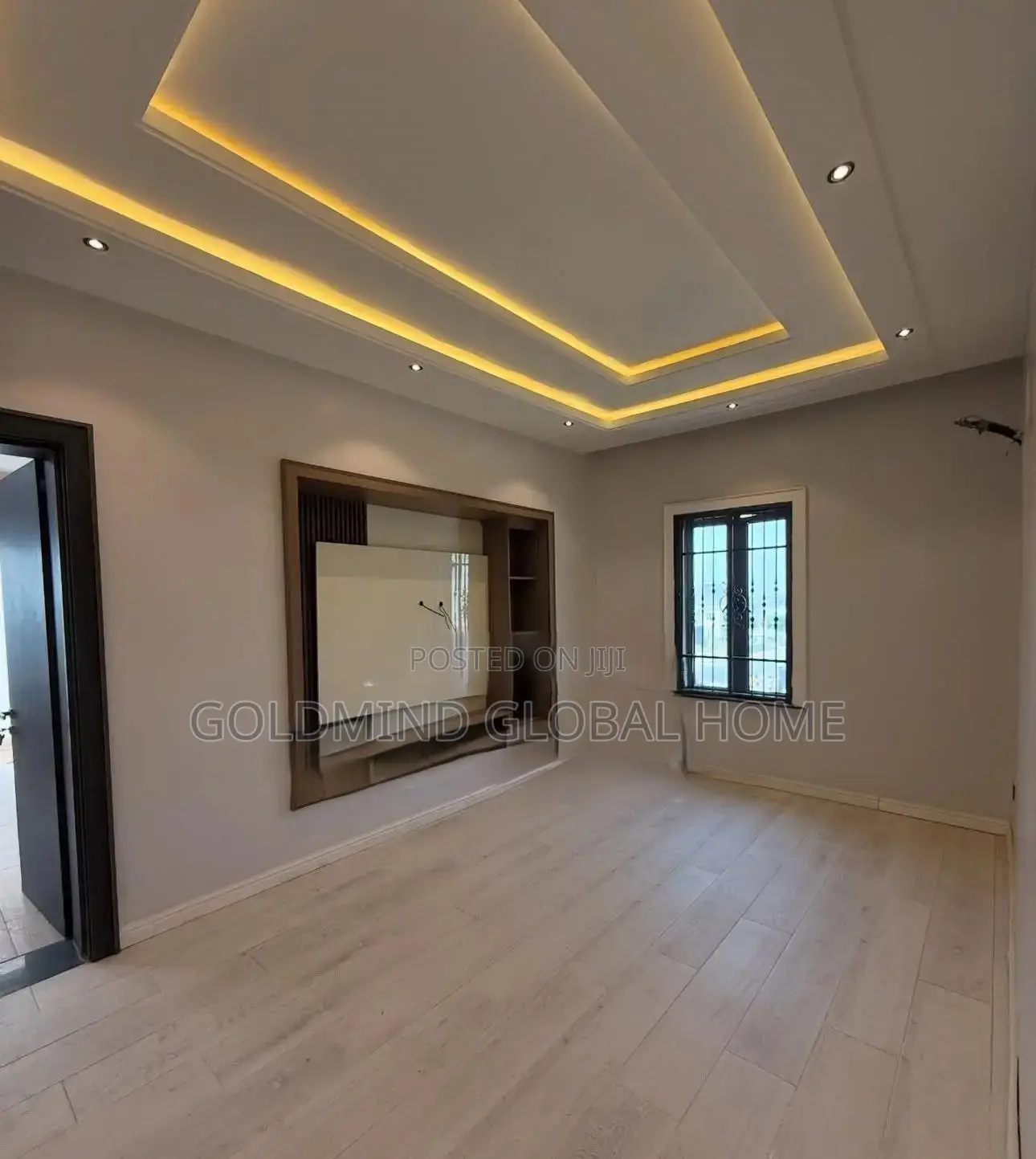 4bdrm Duplex in River Park, FHA for sale in FHA
