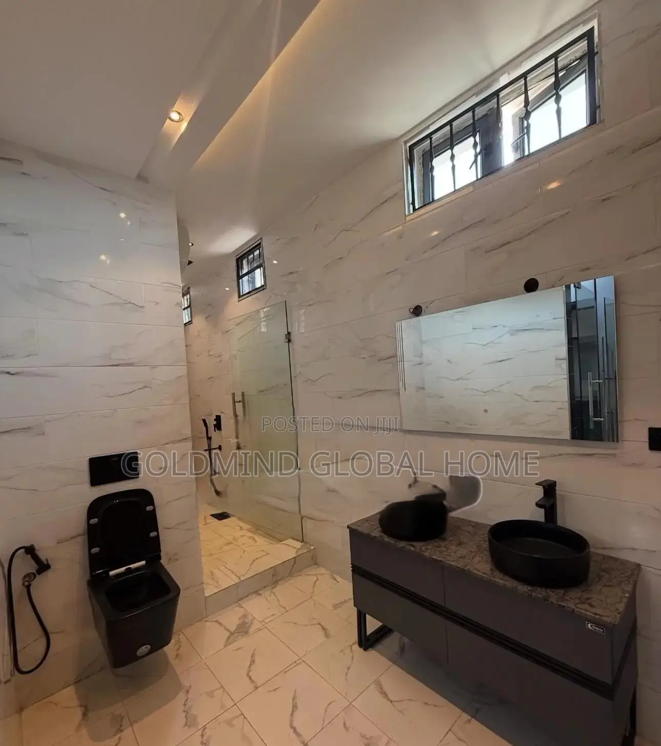 4bdrm Duplex in River Park, FHA for sale in FHA