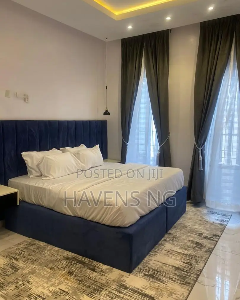 Luxury 2-Bedroom Apartment in Lekki Phase 1
