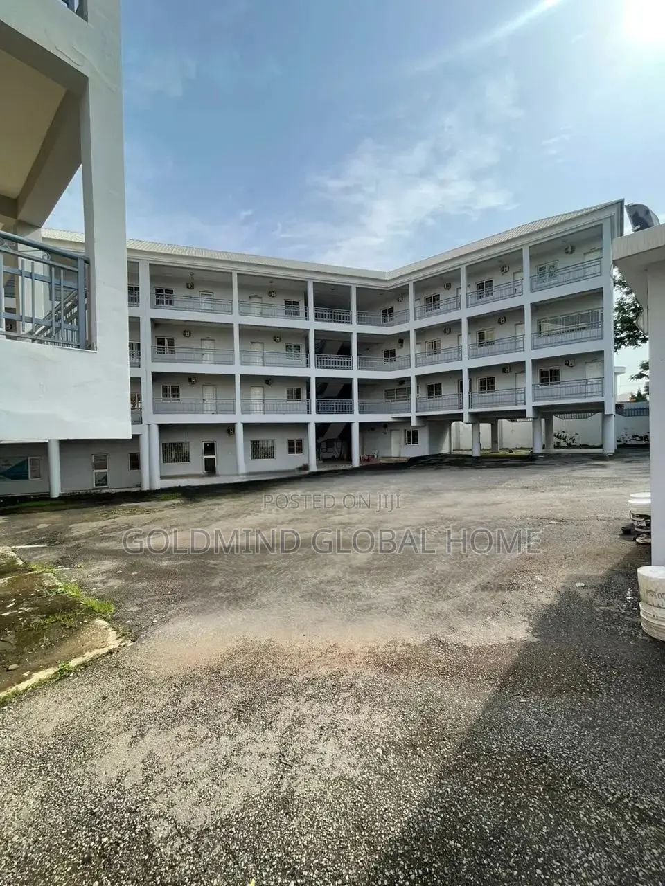 Lovely Built Fully Serviced 40sqm Shop Space in Wuse 2