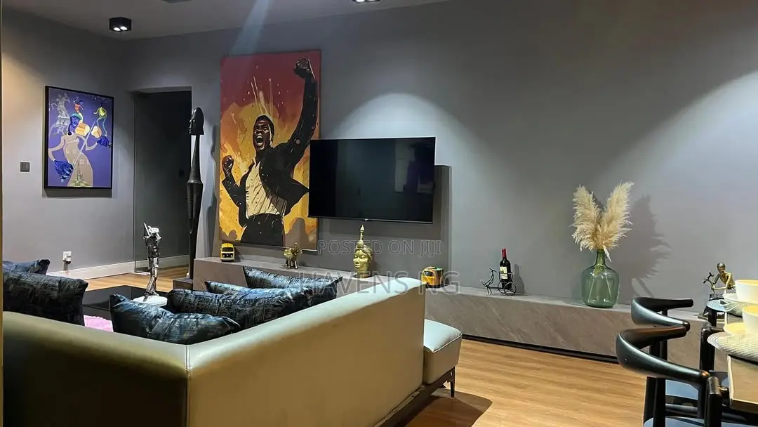 Cozy 3-Bedroom Apartment in Lekki Phase 1