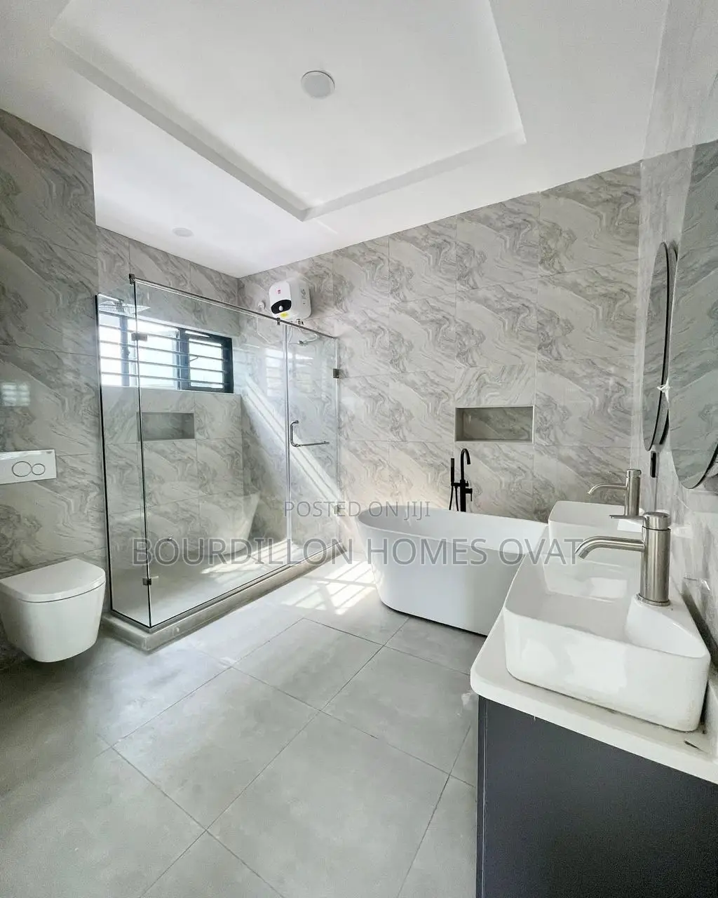 4bdrm Duplex in Ologolo for sale in Ologolo
