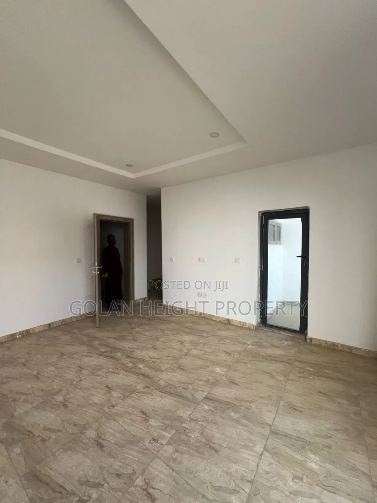 4bdrm Townhouse/Terrace in Diplomatic Zone, Katampe Extension for Sale in Katampe Extension