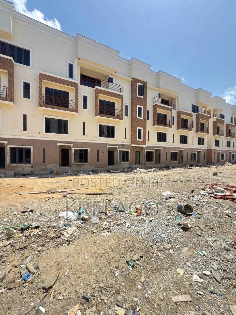 4bdrm Duplex in Lekki Phase 1 for sale in Lekki Phase 1