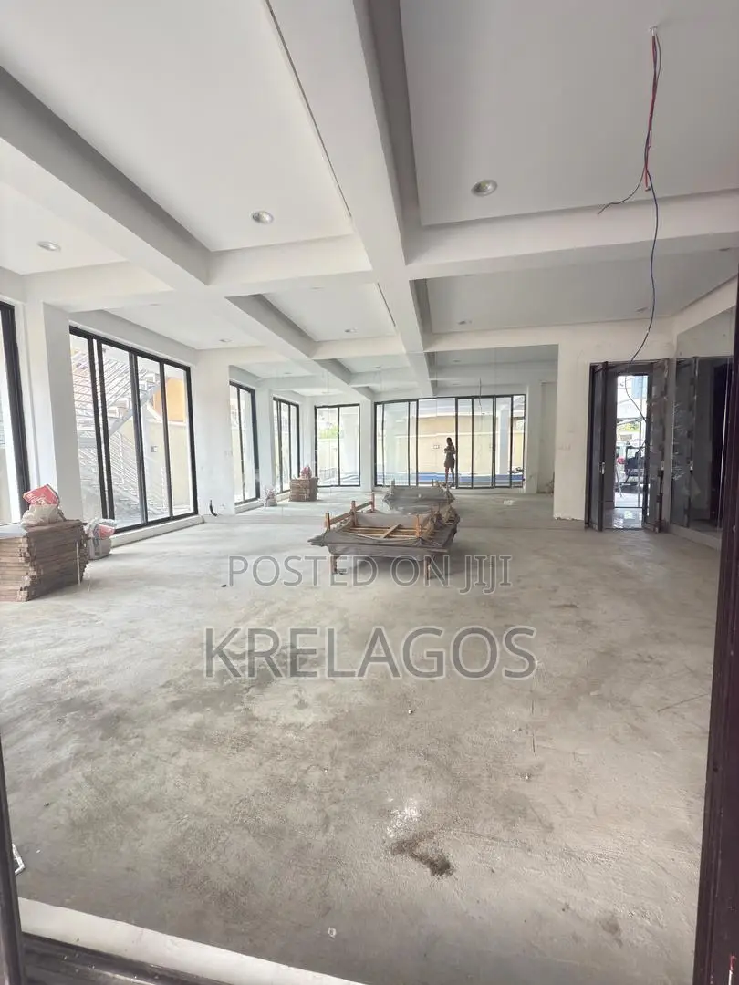3bdrm Apartment in Lekki Phase 1 for sale in Lekki Phase 1