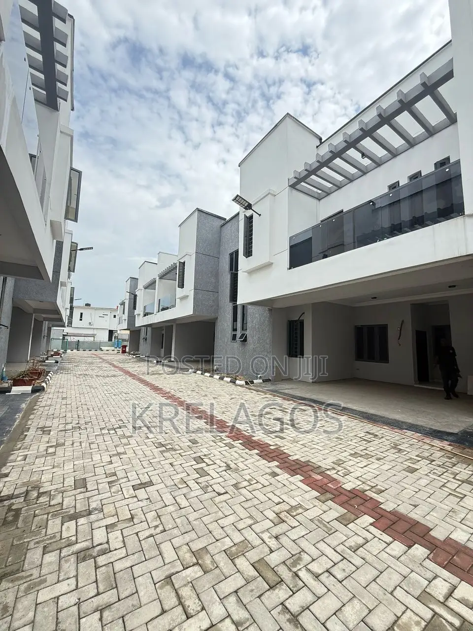 4bdrm Duplex in Ado / Ajah for sale in Ado / Ajah