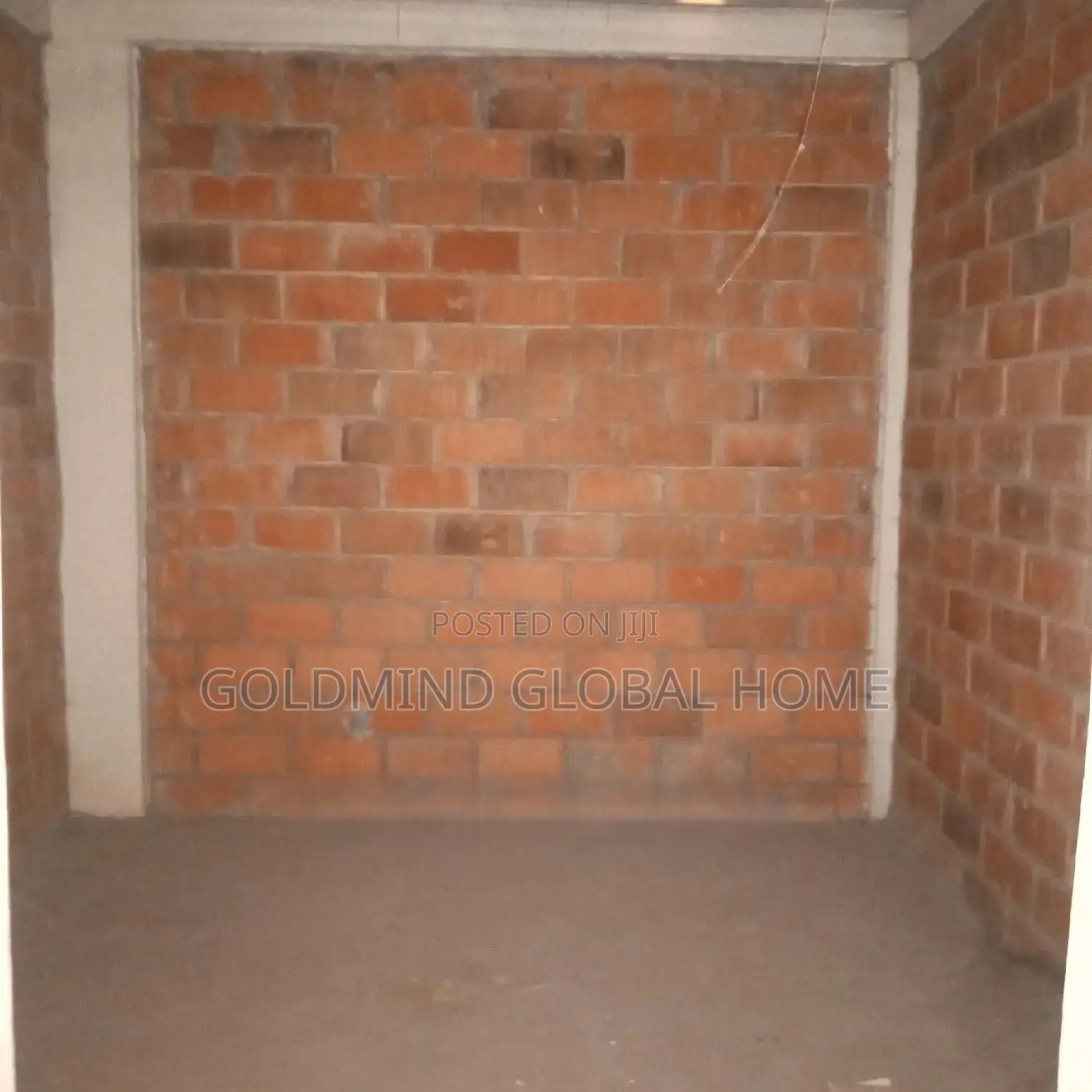 Strategically Located Lock Up Shop in Kaura Market for Sale in Kaura