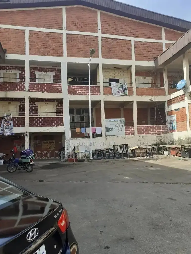Shop Measuring 9sqm at Kaura Modern Market for Sale in Kaura