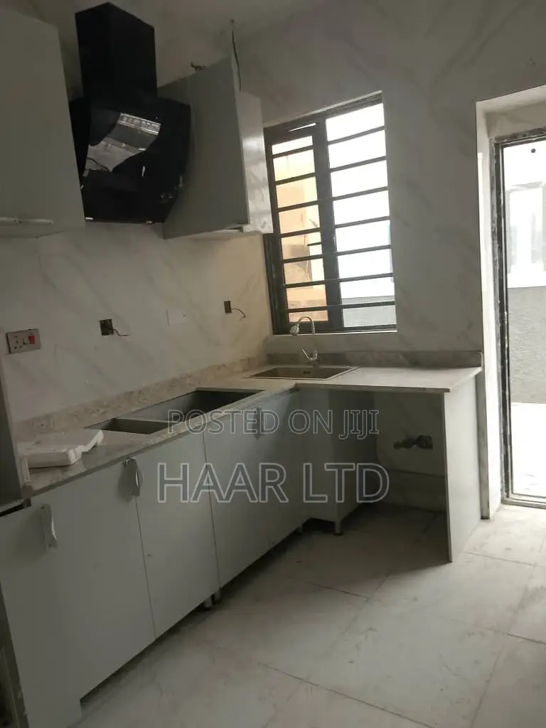 4bdrm Duplex in VGC / Ajah for sale in VGC / Ajah