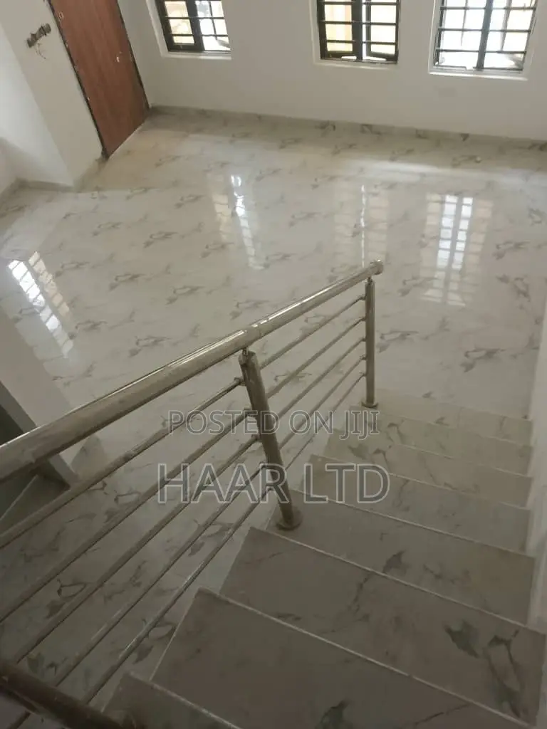 4bdrm Duplex in VGC / Ajah for sale in VGC / Ajah