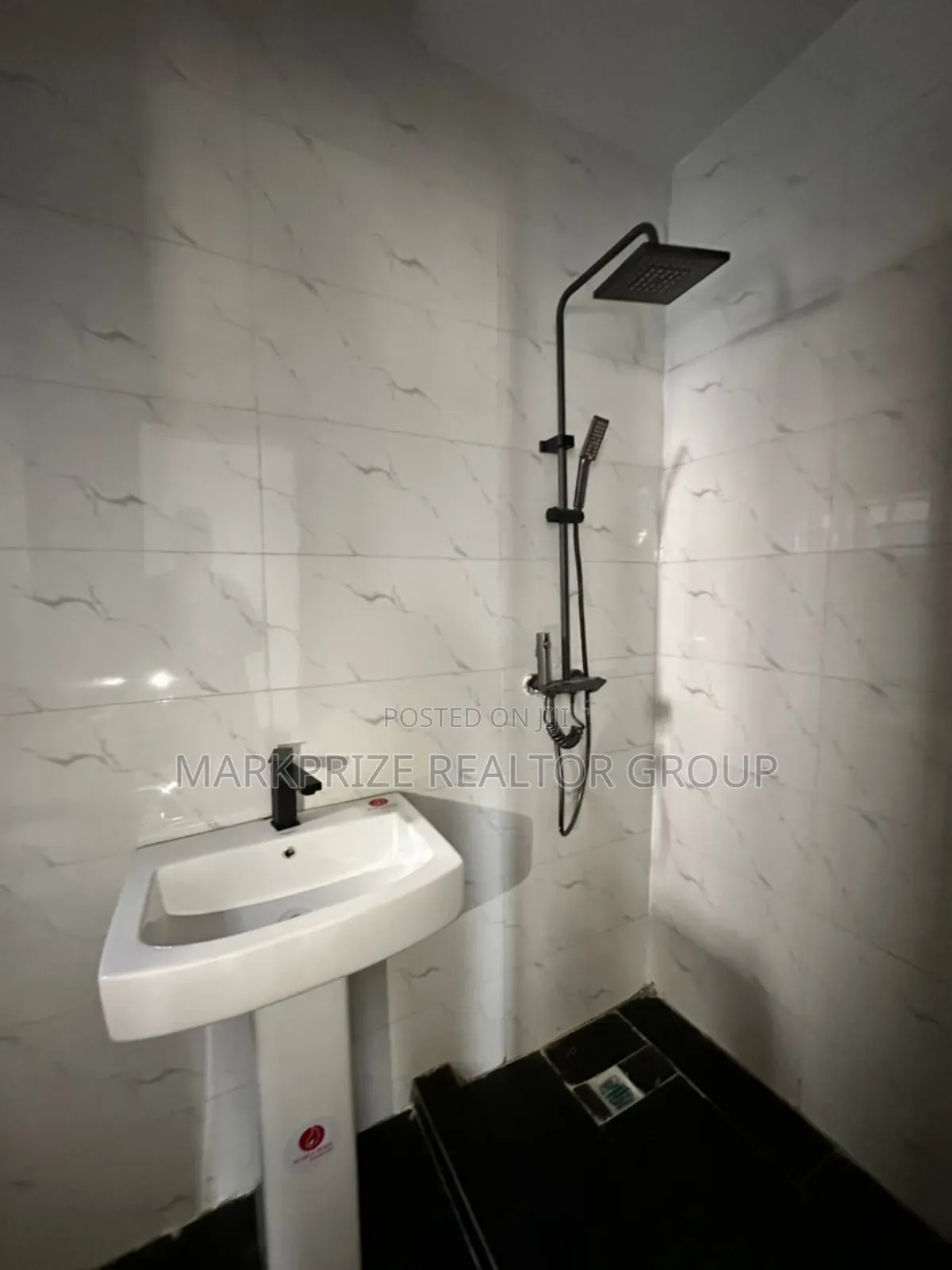 4bdrm Duplex in Engr Lere Adigun, Basorun for sale in Basorun