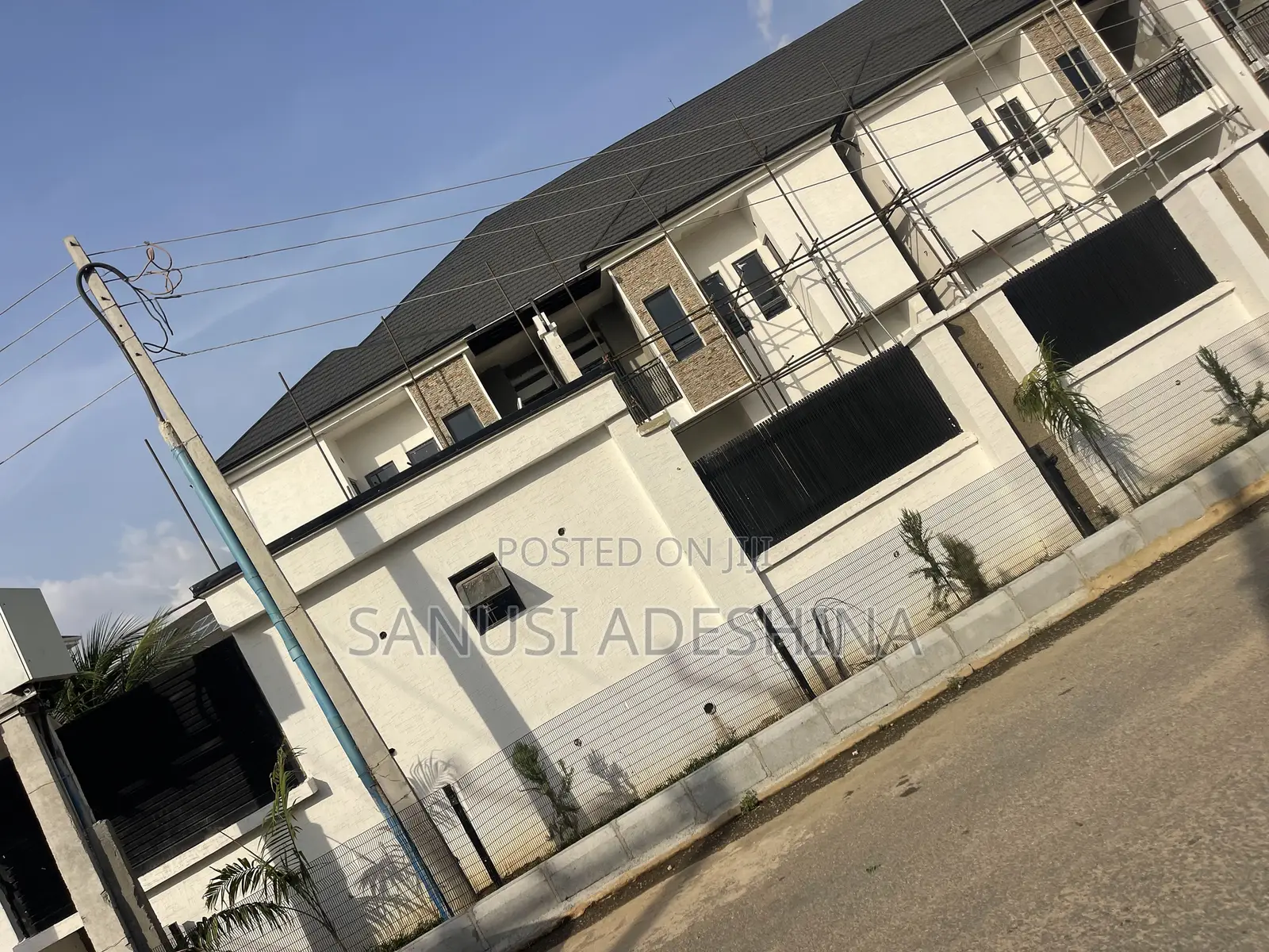 4bdrm Duplex in Jahi Gilmore,Fct for rent in Jahi