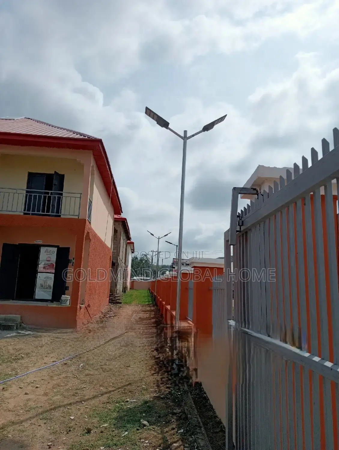 Lock Up Shop for Sell in Lugbe in Sabon Lugbe