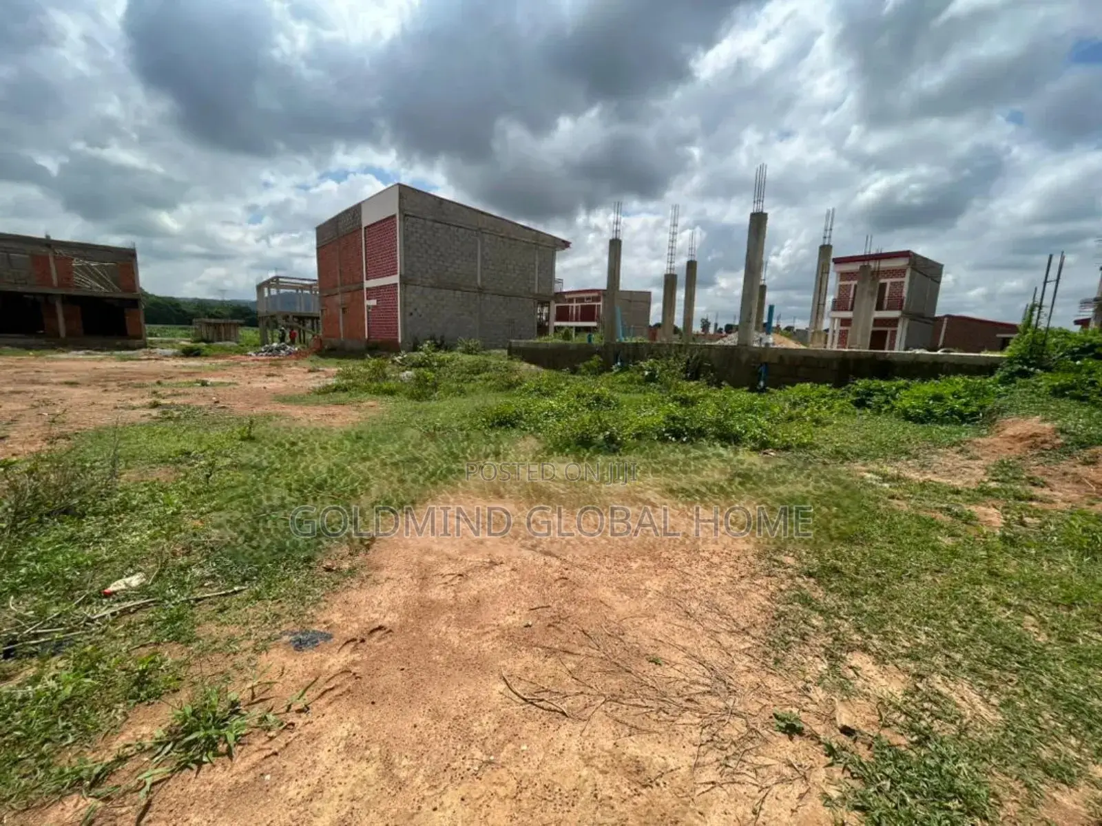Land for Bank Use in Fo1 Market Kubwa Available for Sale in Kubwa
