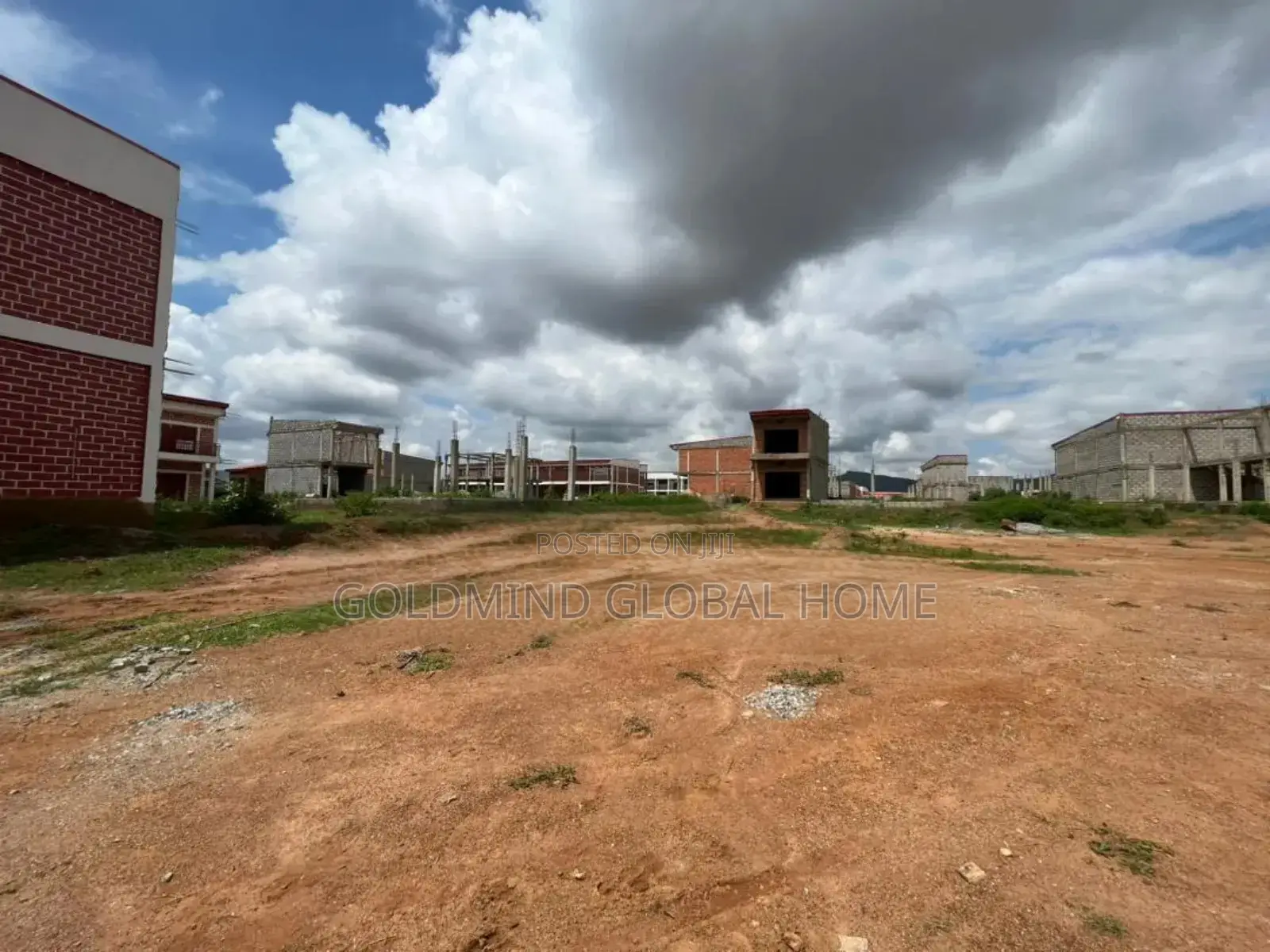 Land for Bank Use in Fo1 Market Kubwa Available for Sale in Kubwa