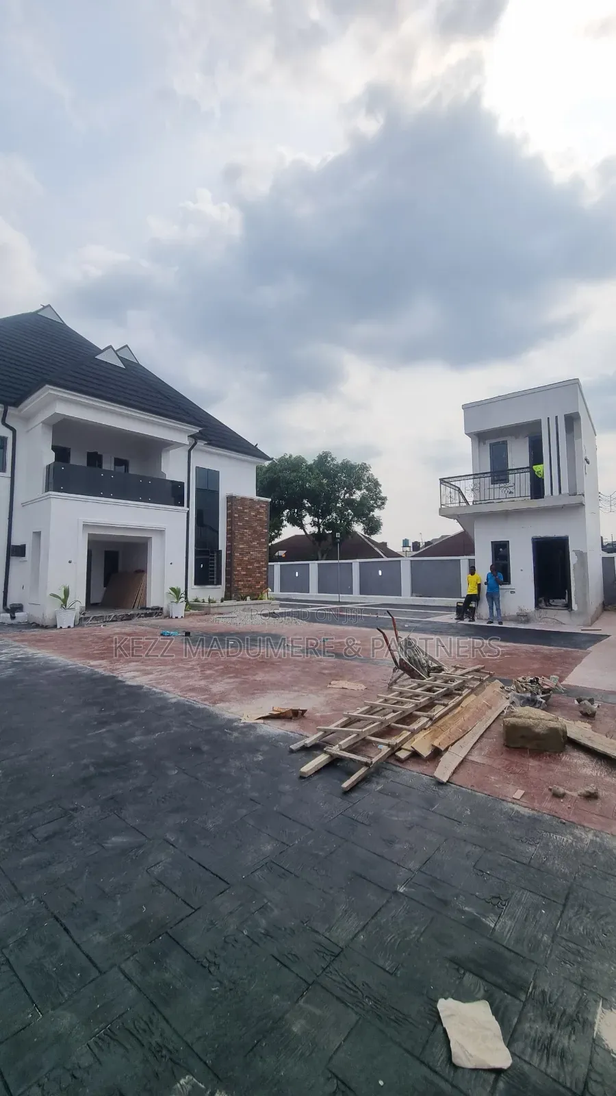 6bdrm Duplex in Eliozu , Port for sale in Port-Harcourt