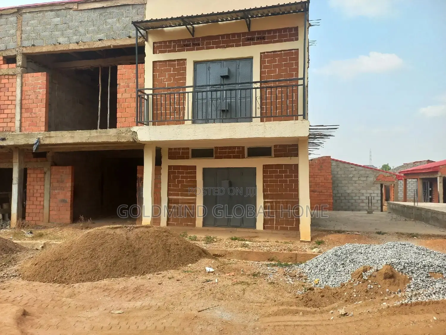 Mini Warehouse Shop Available for Sale at Fo1 Market in Kubwa