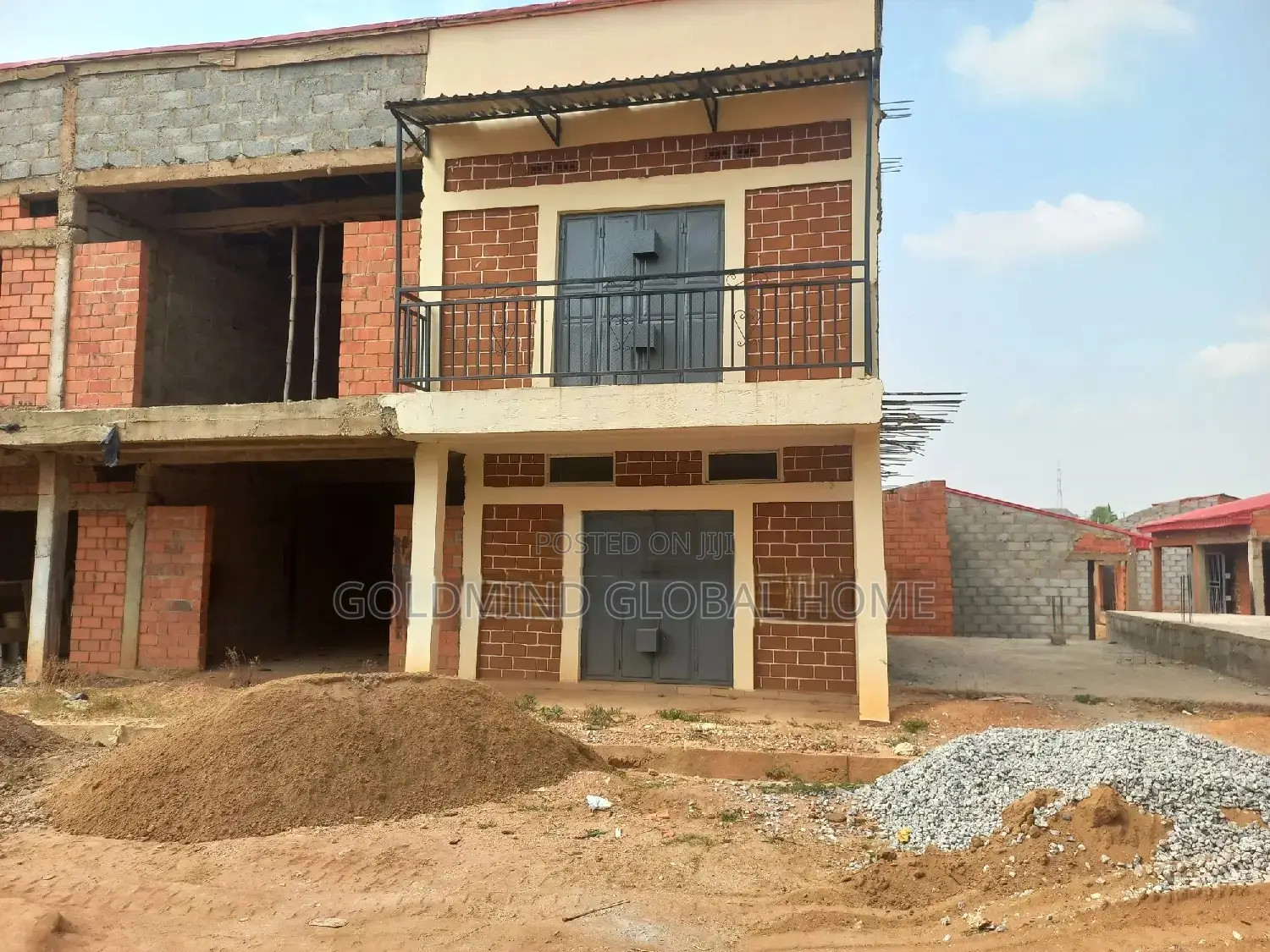 Mini Warehouse Shop Available for Sale at Fo1 Market in Kubwa