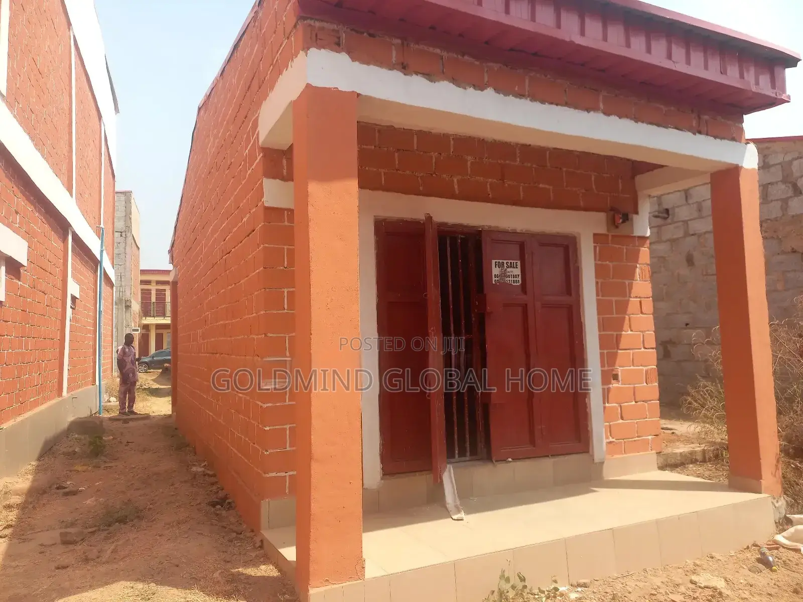 Distress Sale: Double Shop for Sale in Fo1 MKT Kubwa in Kubwa
