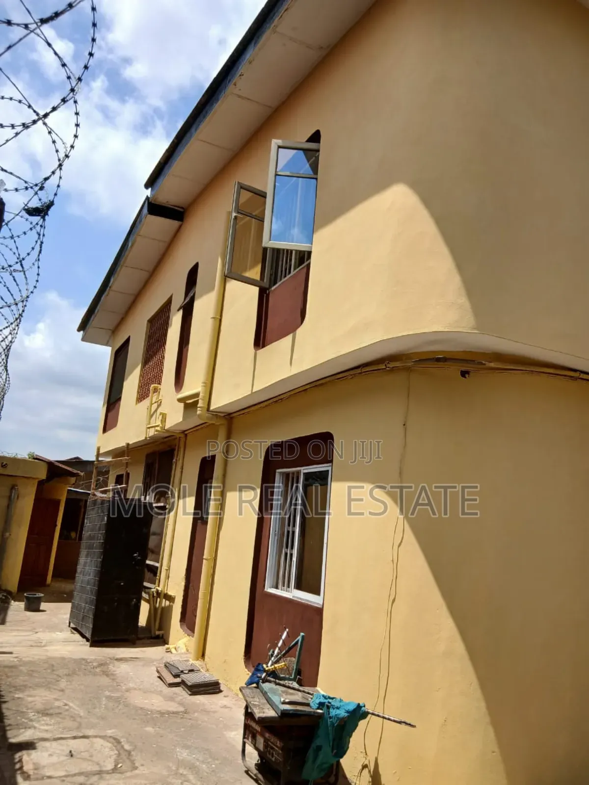 4bdrm Block of Flats in Unity Estate, Egbeda / Egbeda for sale in Egbeda / Egbeda