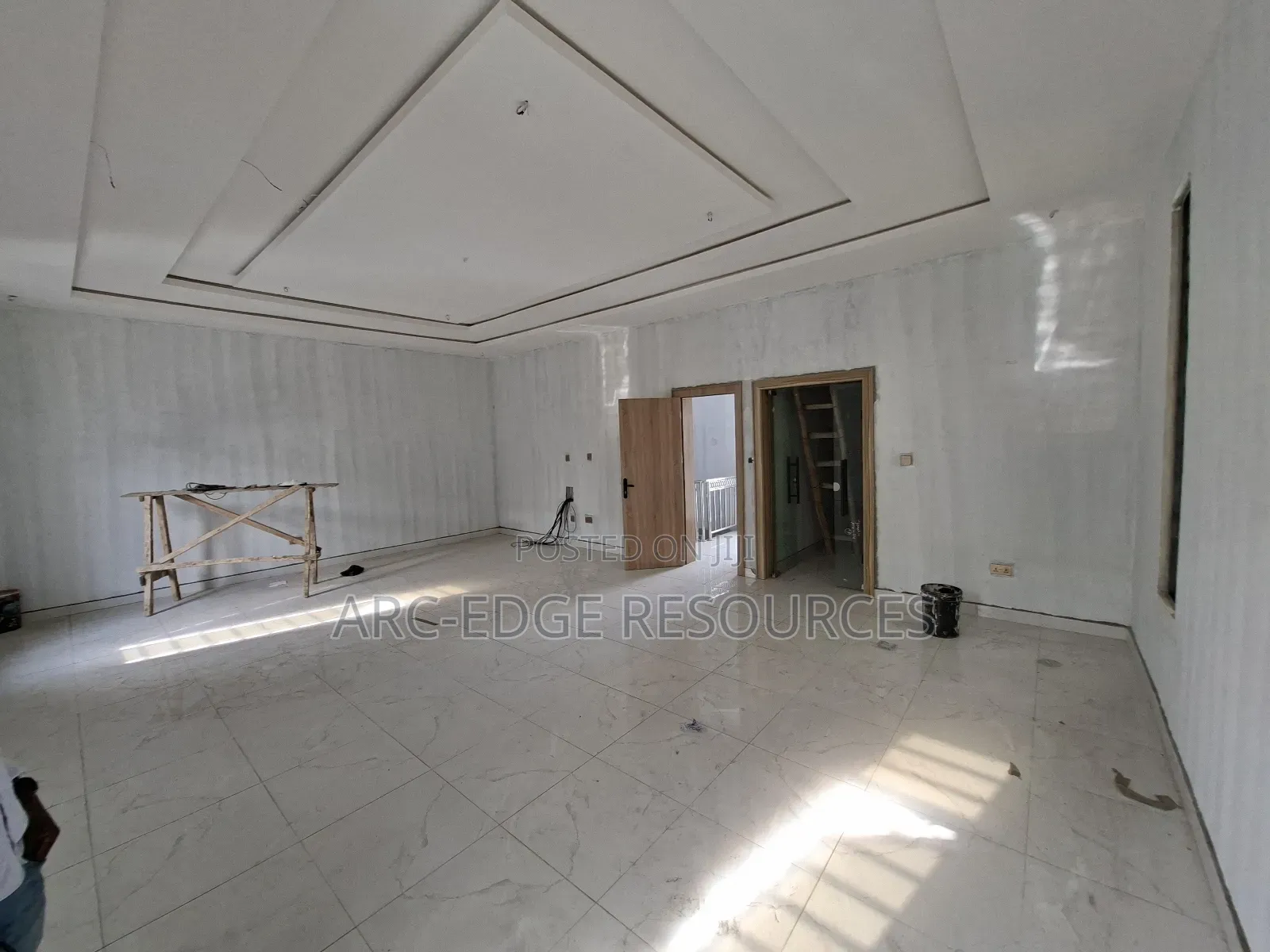 5bdrm Duplex in Ago Palace for sale in Ago Palace