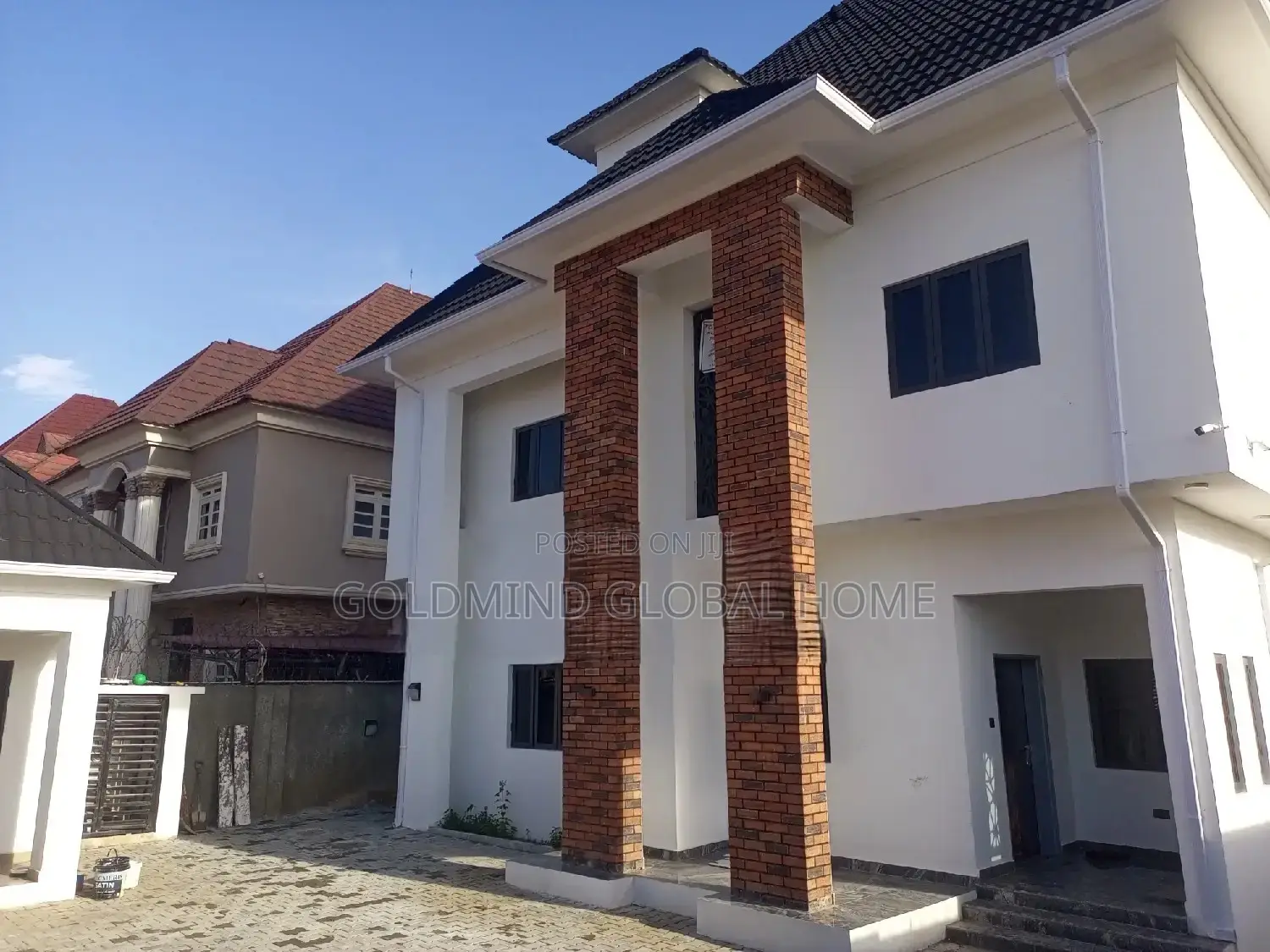5bdrm Duplex in Gaduwa for sale in Gaduwa