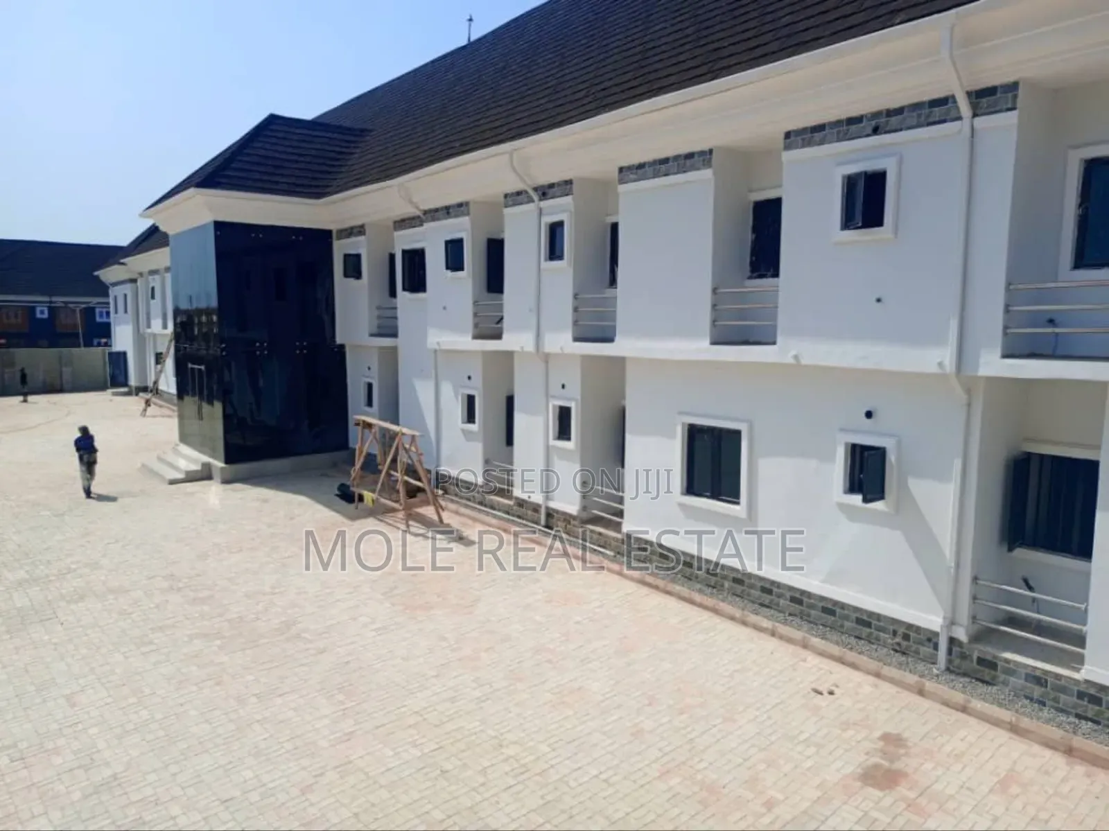 3bdrm Block of Flats in Hossana Estate By for sale in Ago Palace
