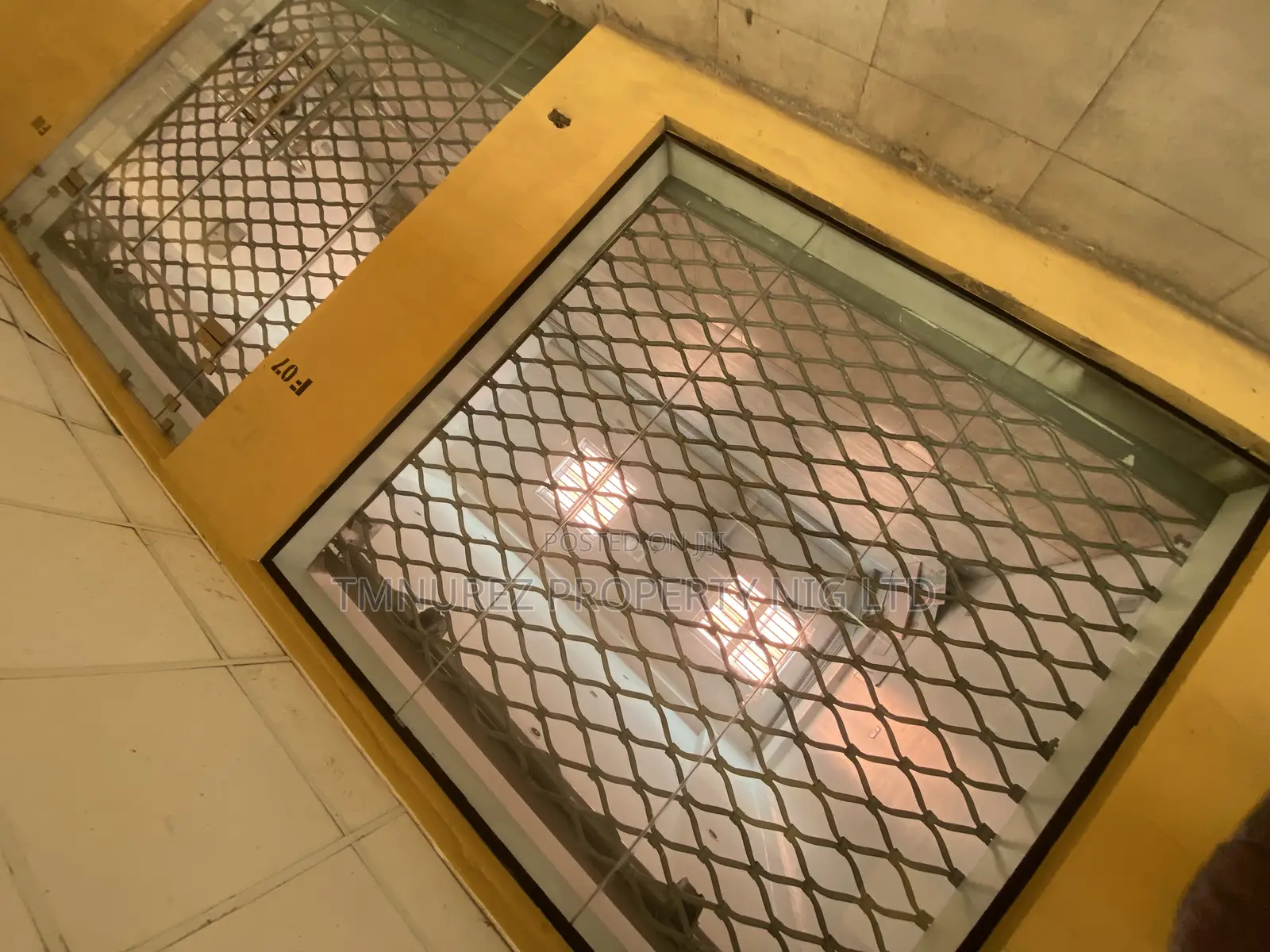 Shop to Let in Lekki