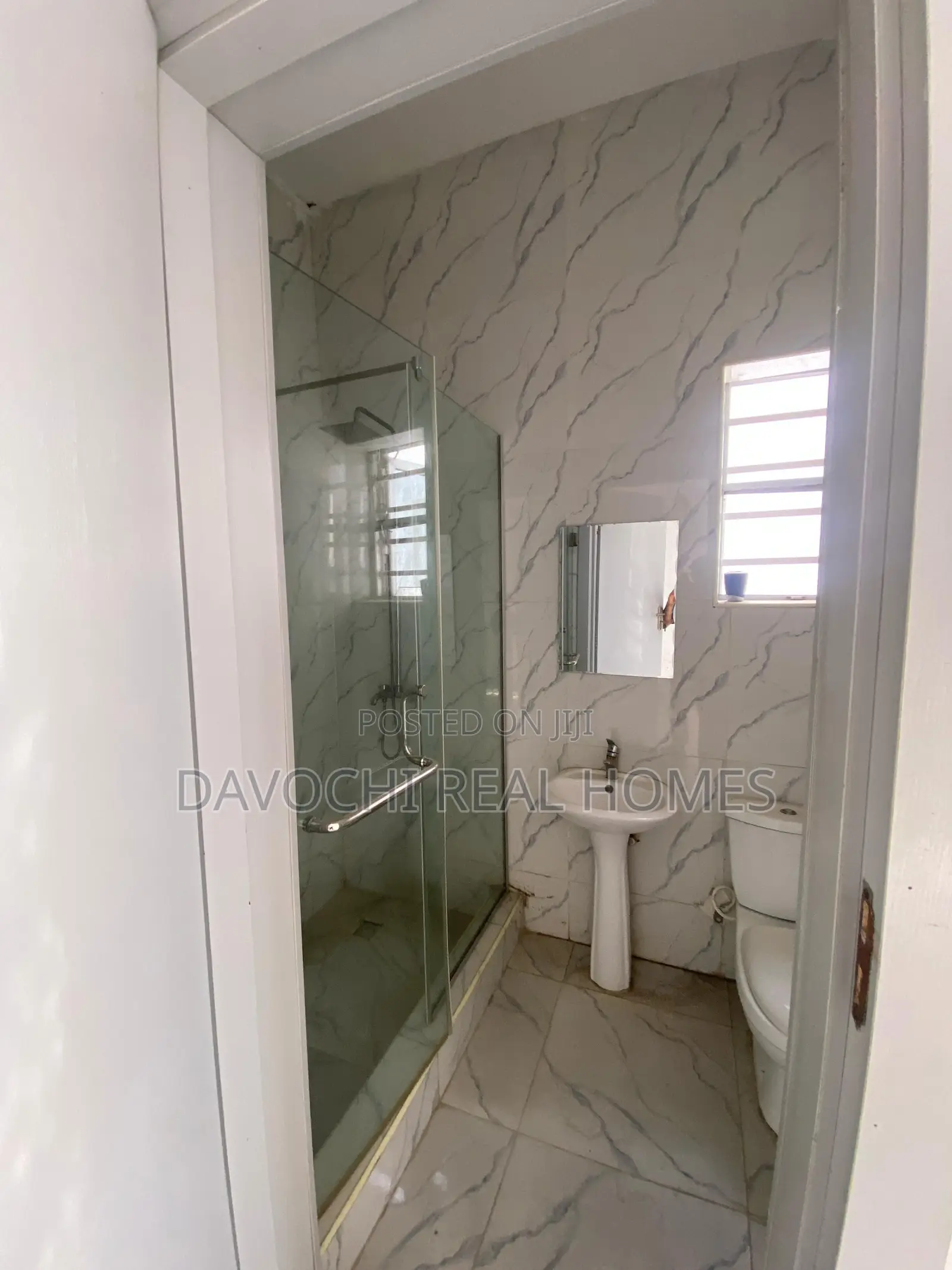 4bdrm Duplex in Orchid Road., Lekki Phase 2 for rent in Lekki Phase 2