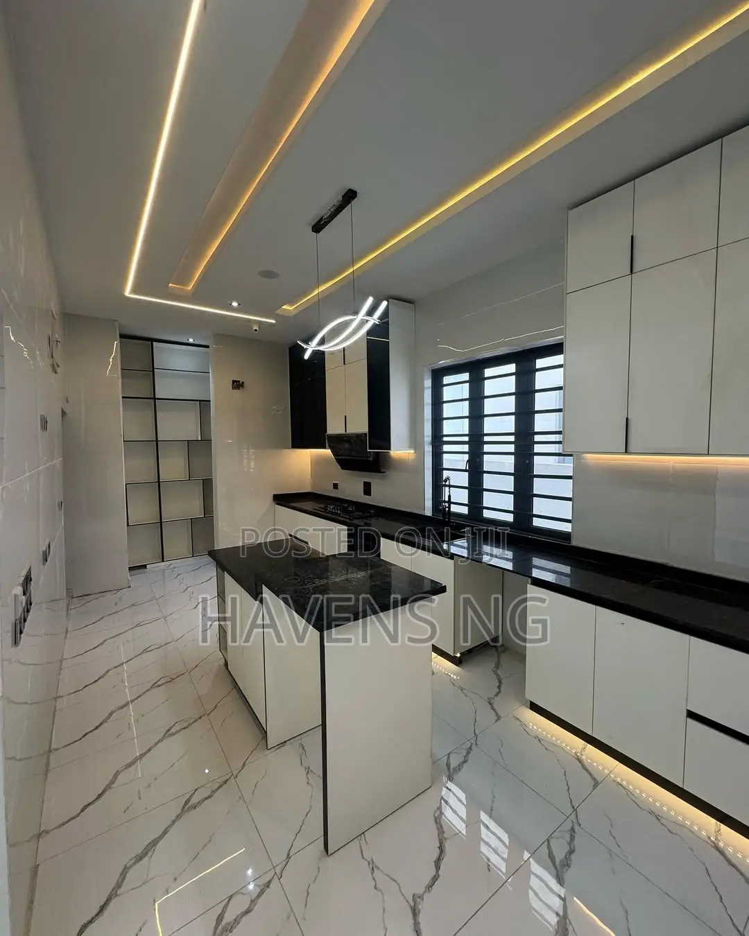 5bdrm Duplex in Abraham Adesanya Estate for sale in Abraham Adesanya Estate