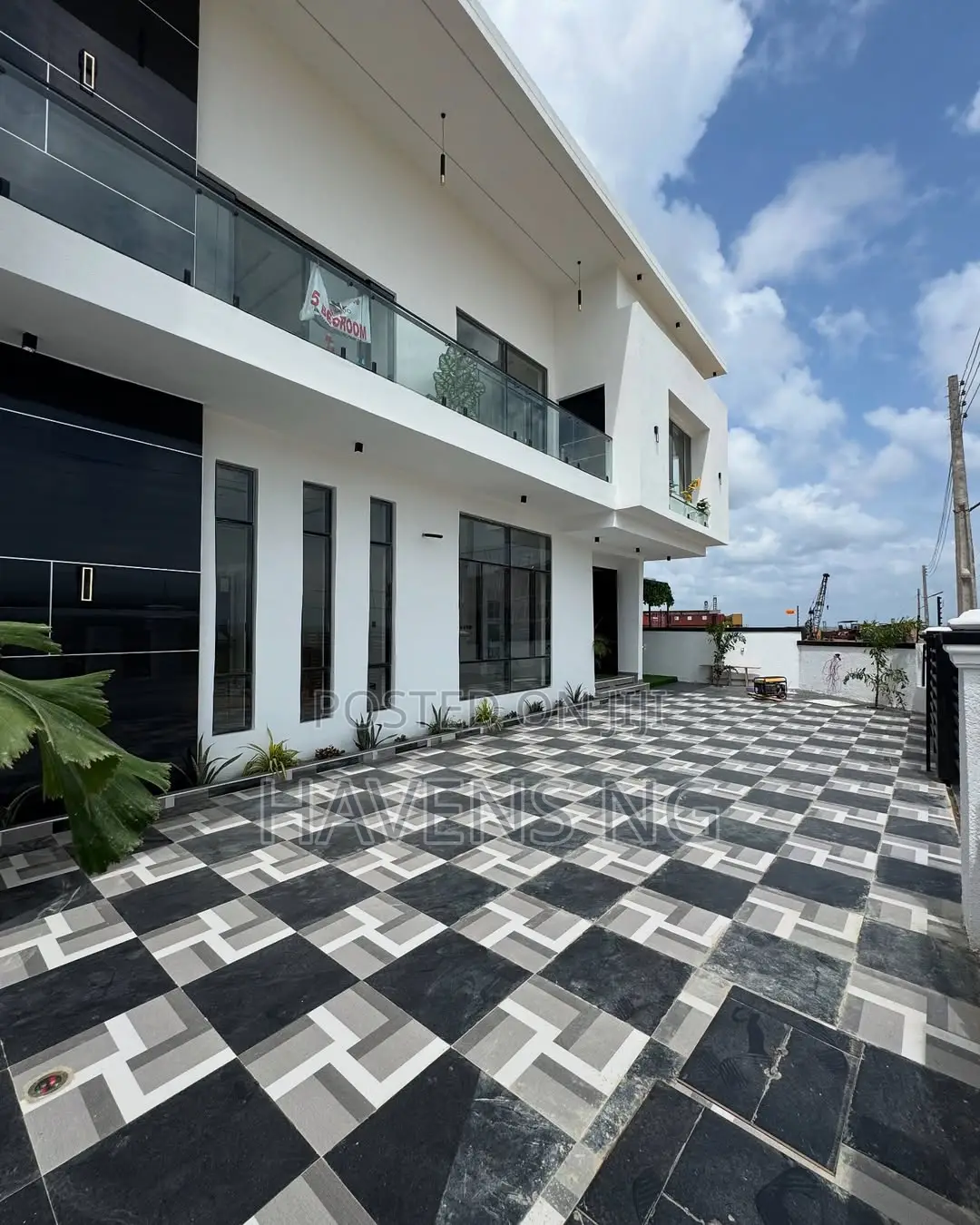5bdrm Duplex in Abraham Adesanya Estate for sale in Abraham Adesanya Estate