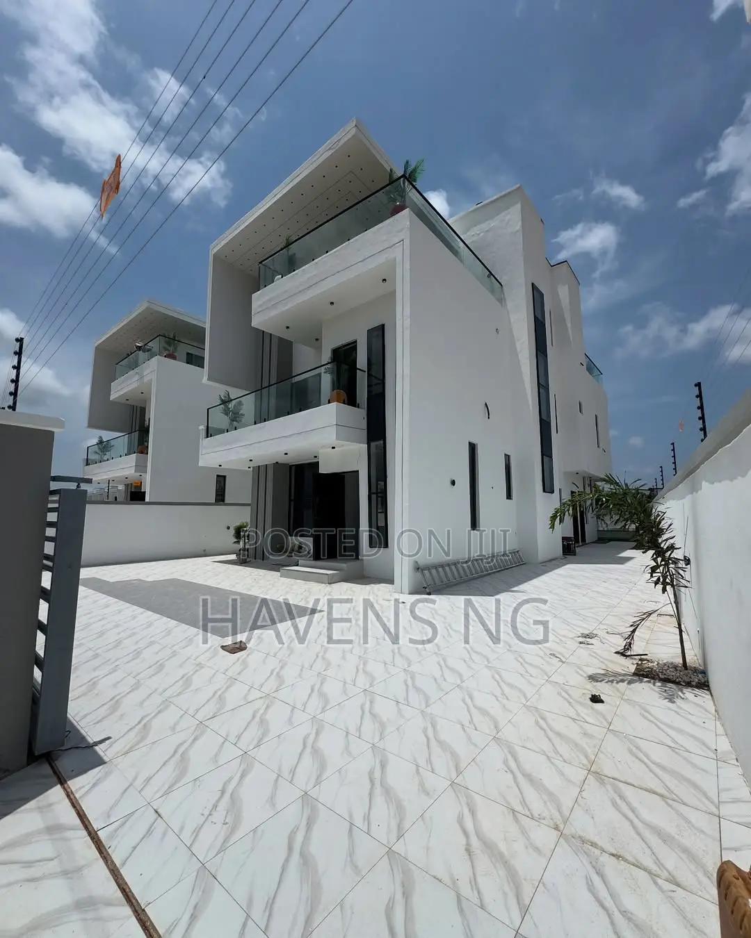 5bdrm Duplex in Abraham Adesanya Estate for sale in Abraham Adesanya Estate