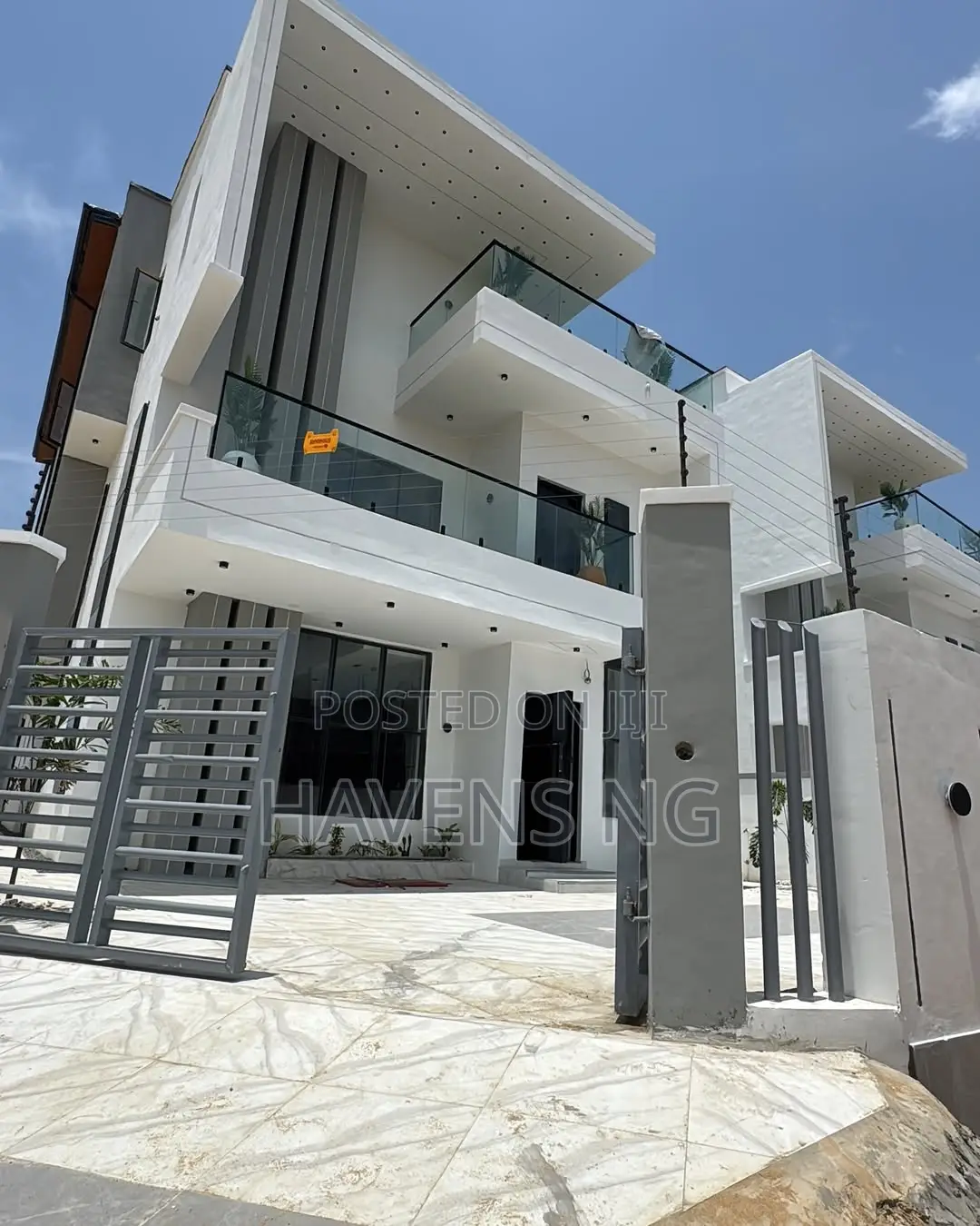 5bdrm Duplex in Abraham Adesanya Estate for sale in Abraham Adesanya Estate