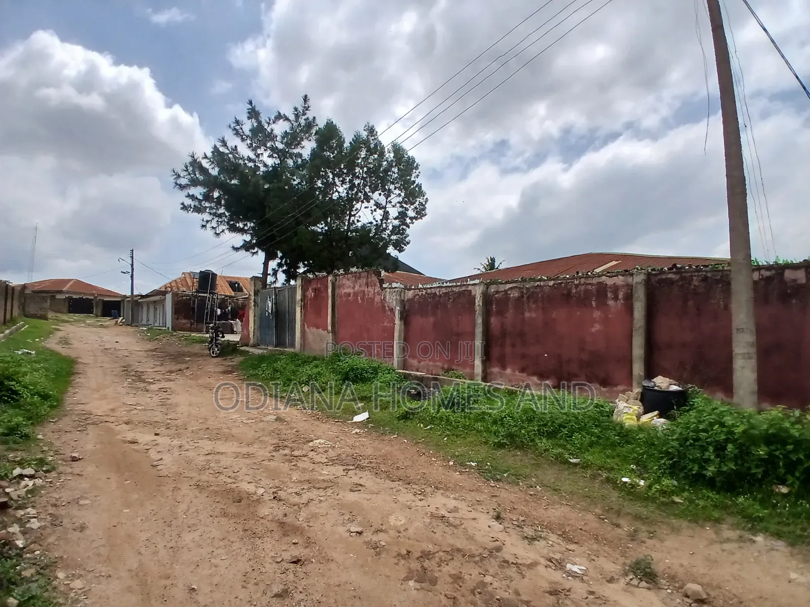 12bdrm Bungalow in Gbekuba, Apata, Ibadan for sale in Ibadan