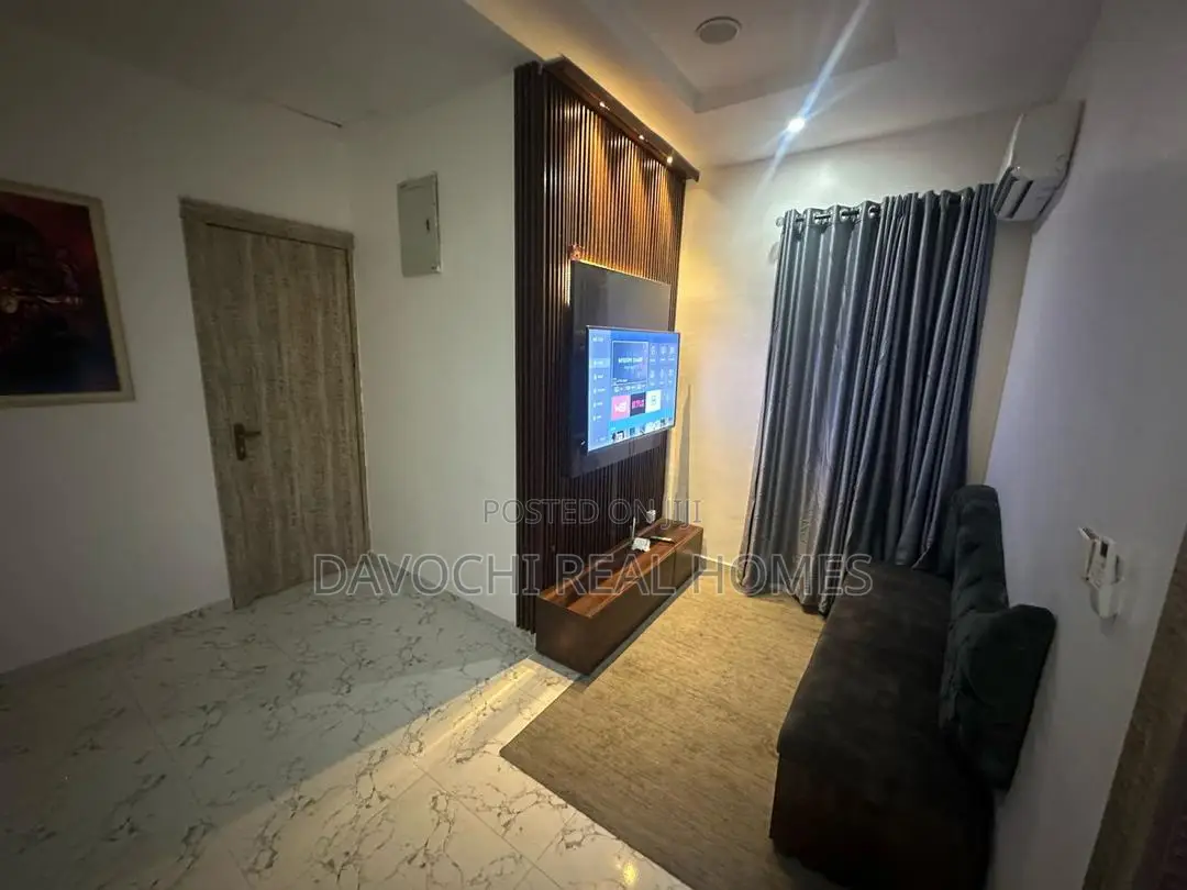 Furnished 4bdrm Duplex in Conservative Road,, Chevron for rent in Chevron