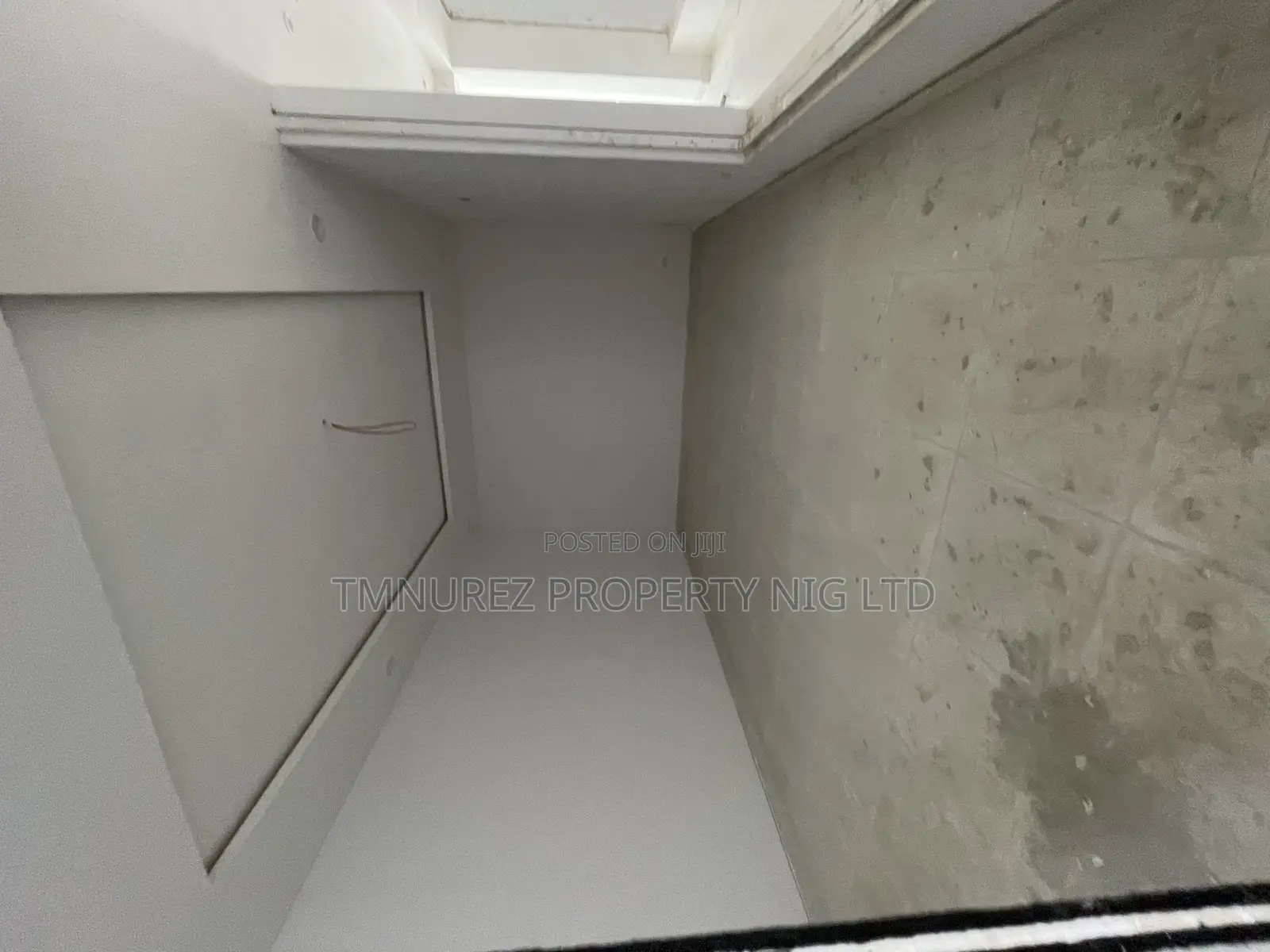 Shop Space for Rent Groundfloor in Lekki
