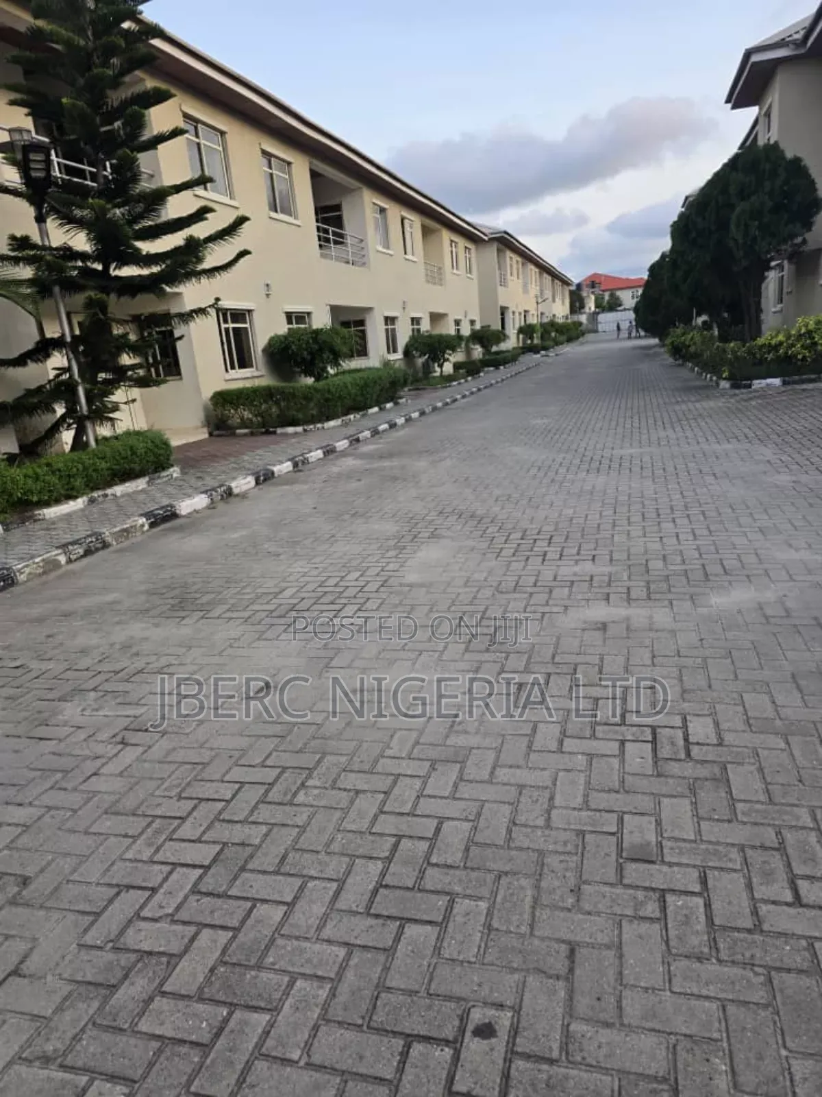 3bdrm Duplex in Sangotedo for sale in Sangotedo