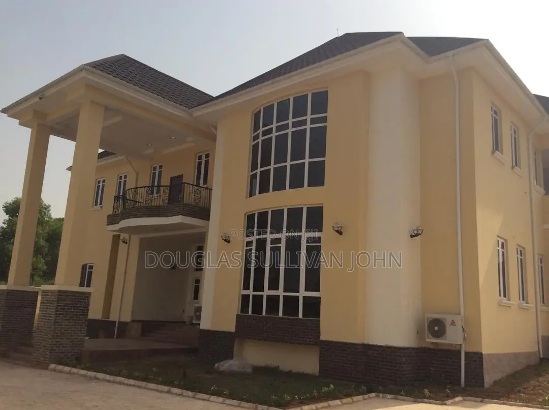 Furnished 6bdrm Mansion in Independence Layout, Enugu for sale in Enugu