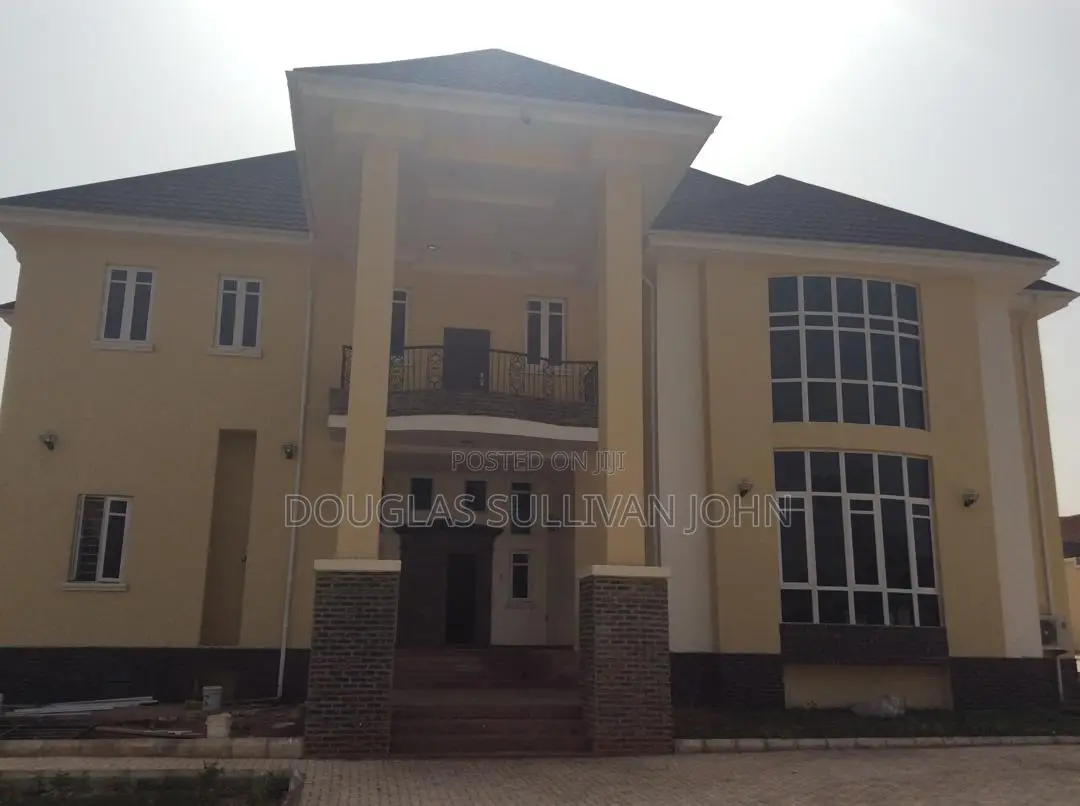 Furnished 6bdrm Mansion in Independence Layout, Enugu for sale in Enugu