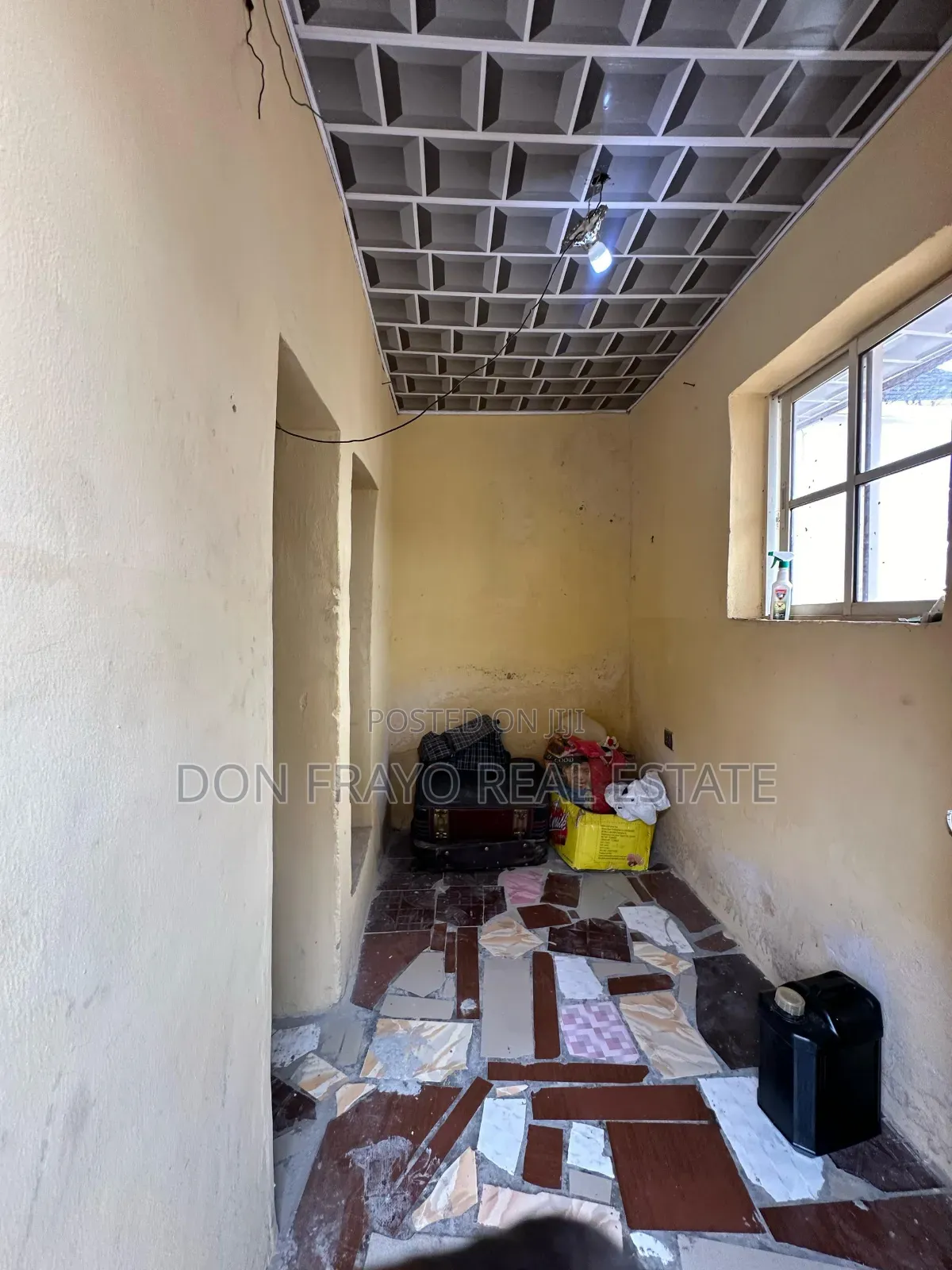 4bdrm Bungalow in Elebu Estate, Akala Express for sale in Akala Express