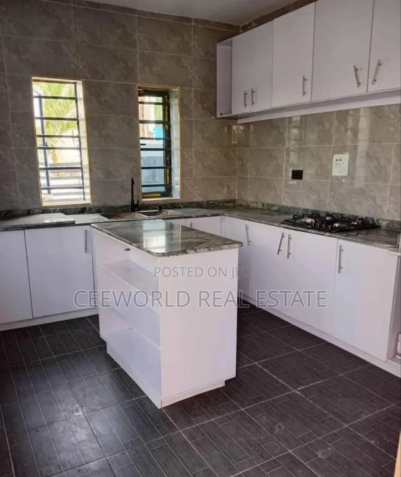 4bdrm Duplex in Purple Gate Estate for sale in Oluyole Estate