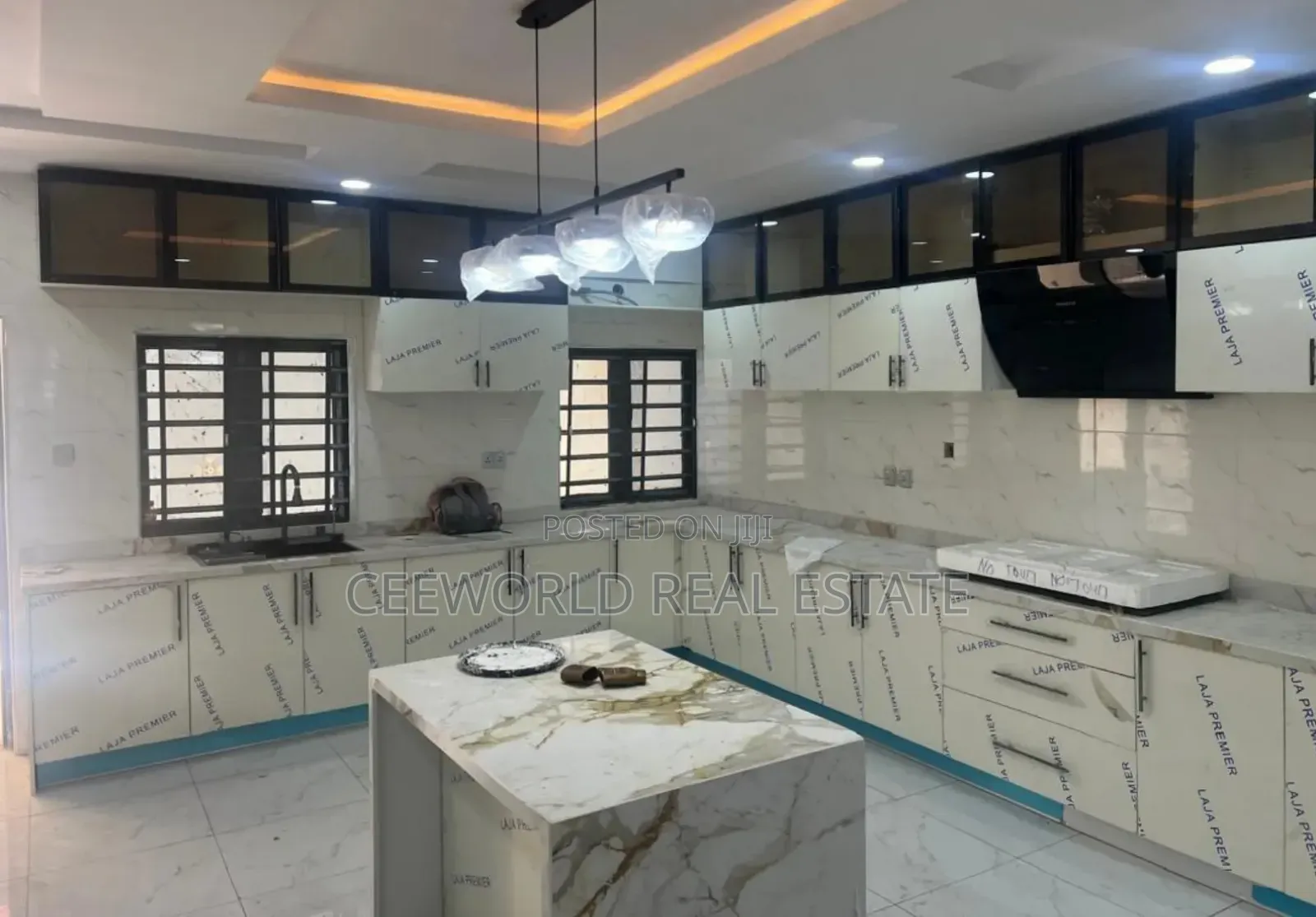 5bdrm Duplex in Blue Gate, Oluyole Estate for sale in Oluyole Estate