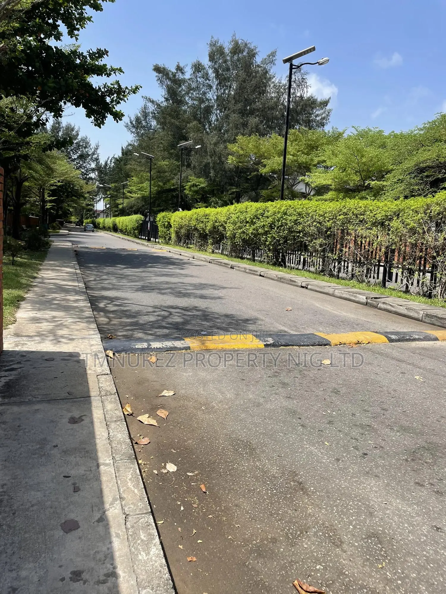 1000 Square Meters Land for Sale in Chevron