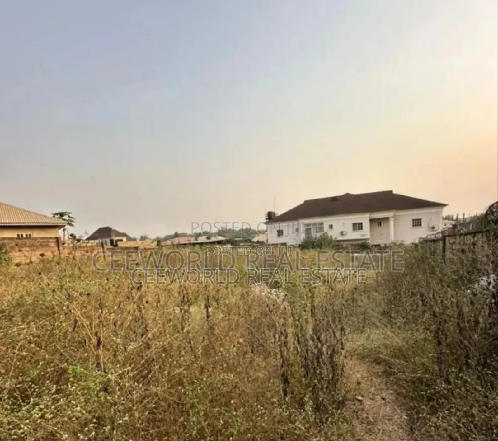 905 Sqm Of Land At Jericho Gra in Jericho