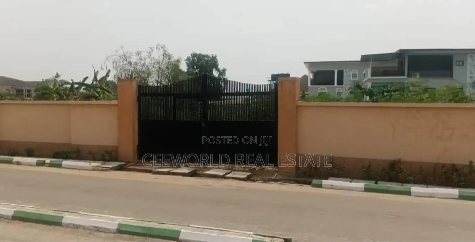 905 Sqm Of Land At Jericho Gra in Jericho