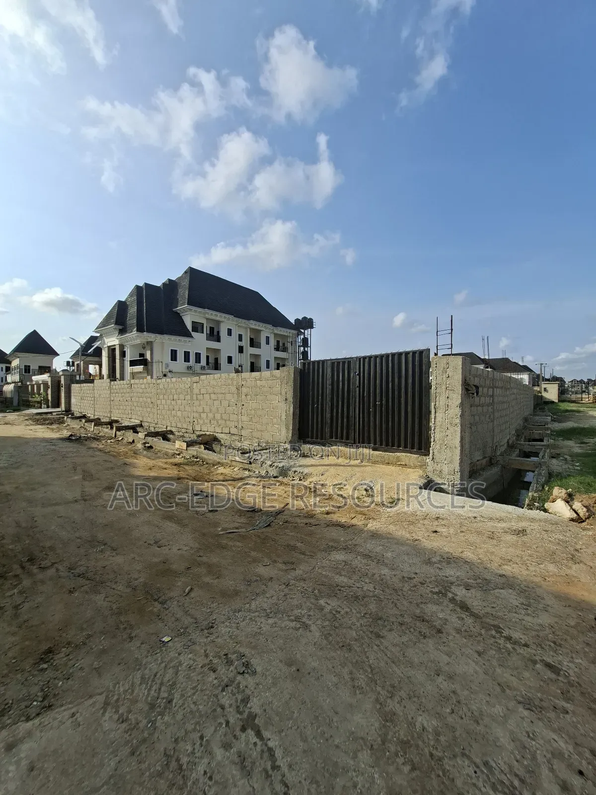 Dry 2plots of Table Land in Greenfield Estate in Ago Palace