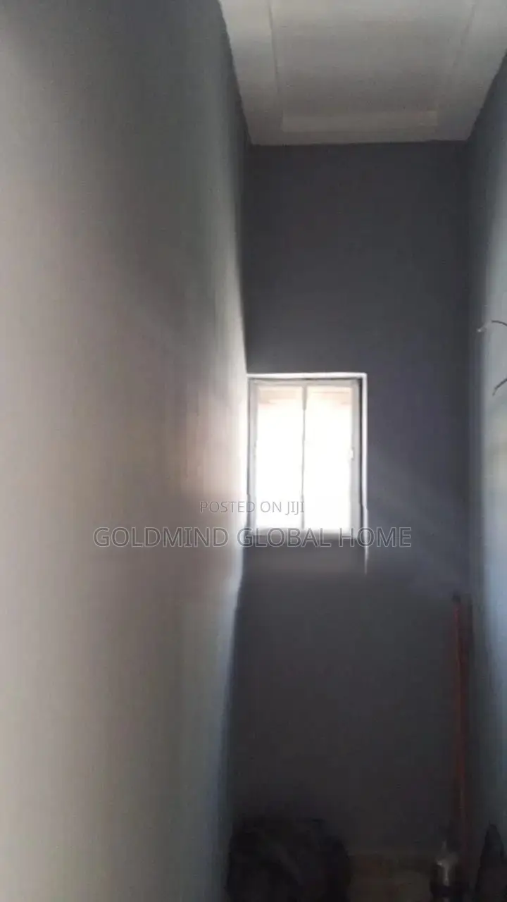4bdrm Duplex in Apo for sale in Apo Resettlement
